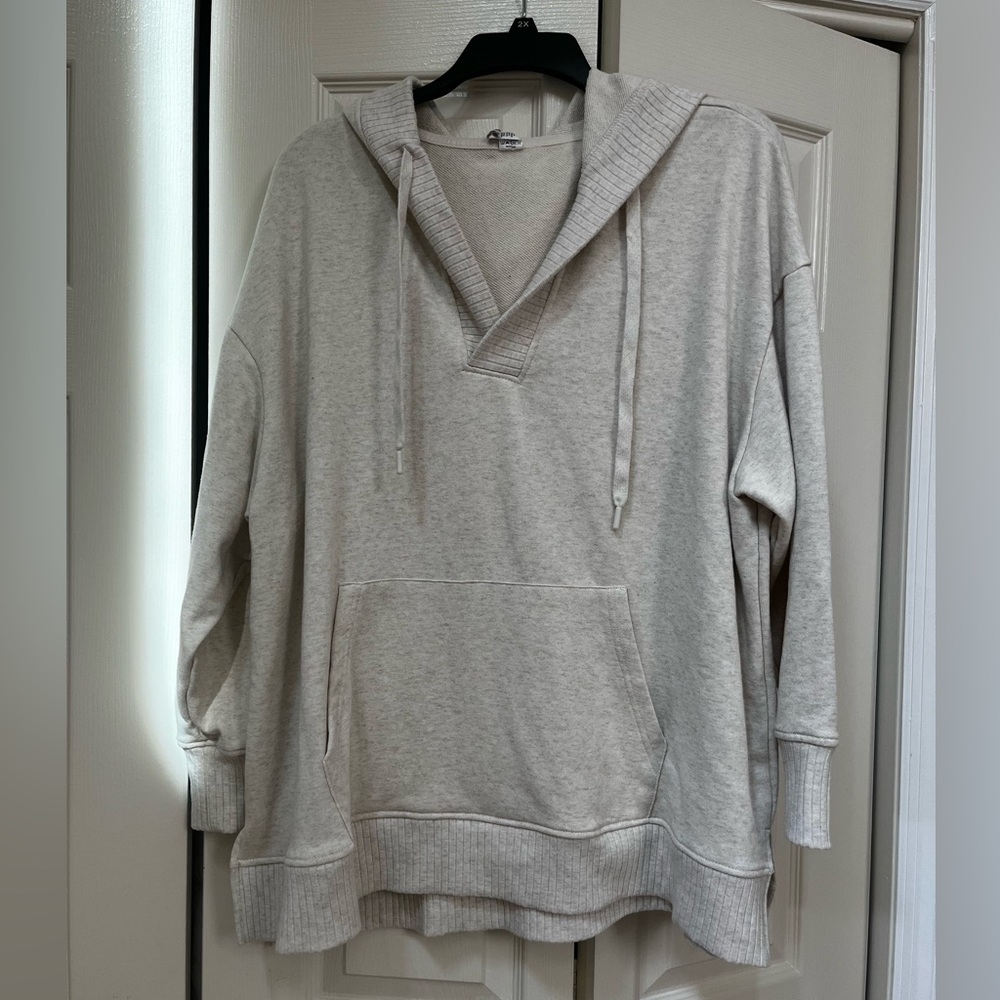⭐️EUC - RBX - Oatmeal Hooded Sweatshirt - Front Pocket - Womans 3XL